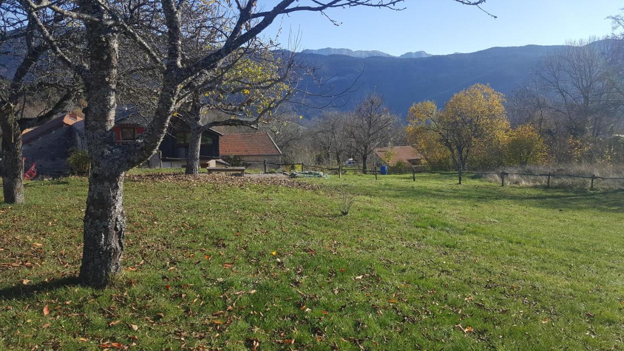 Gite Bard Des Ours Saint-Martin-en-Vercors Екстер'єр фото